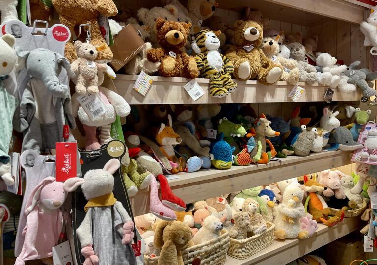 LIRUM LARUM - Schwerin Schwerin