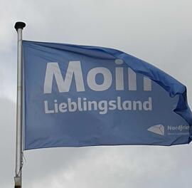 Flaggen & Windsäcke Moin Lieblingsland