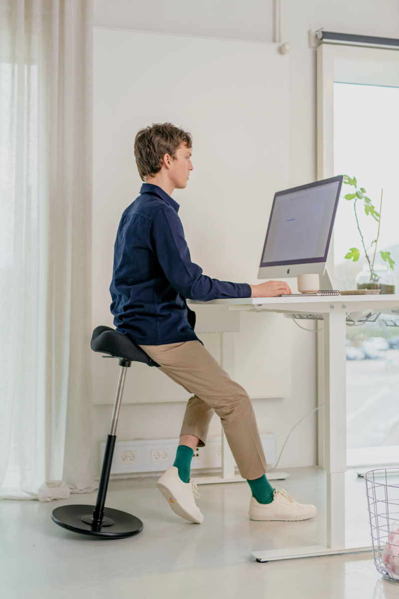 Varier Schreibtisch Burostuhl Varier Move Sitz43 Cm Hohen Medium Und Hoch In Altmuehlfranken De