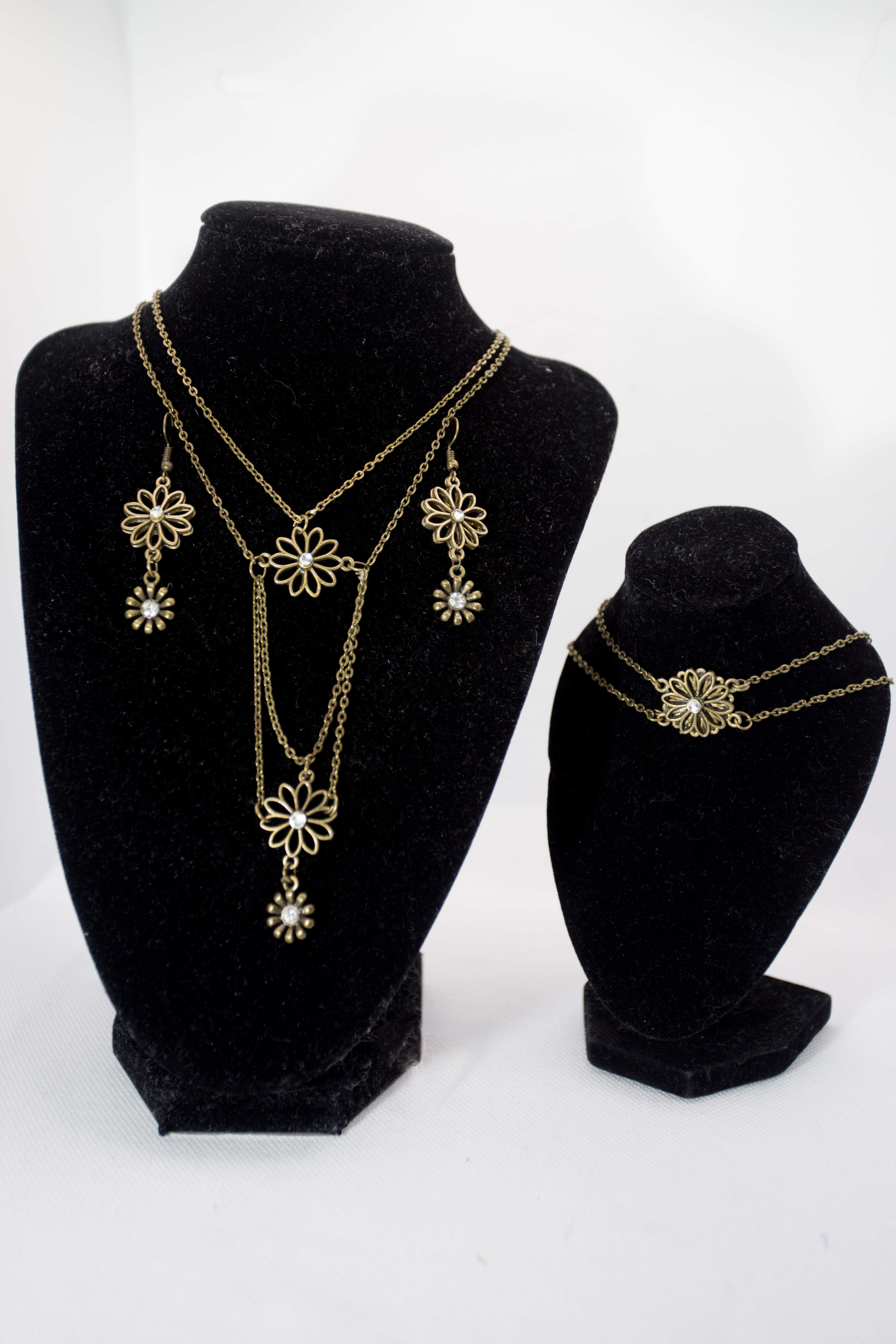 Parures de bijoux Parures de bijoux Lillyth Design