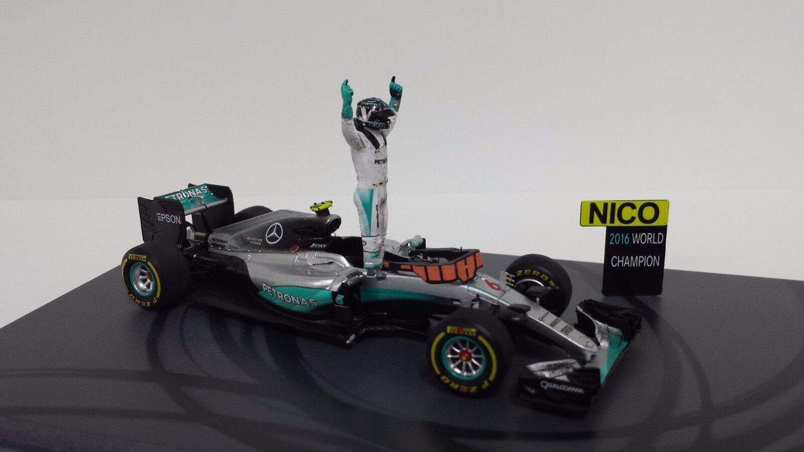 Mercedes W07 Nico Rosberg Feiert Dudelange