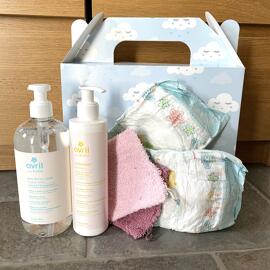 Savons pour bébé Lingettes pour bébés Soins bébé Bain et corps Coffrets cadeaux pour le bain et le corps