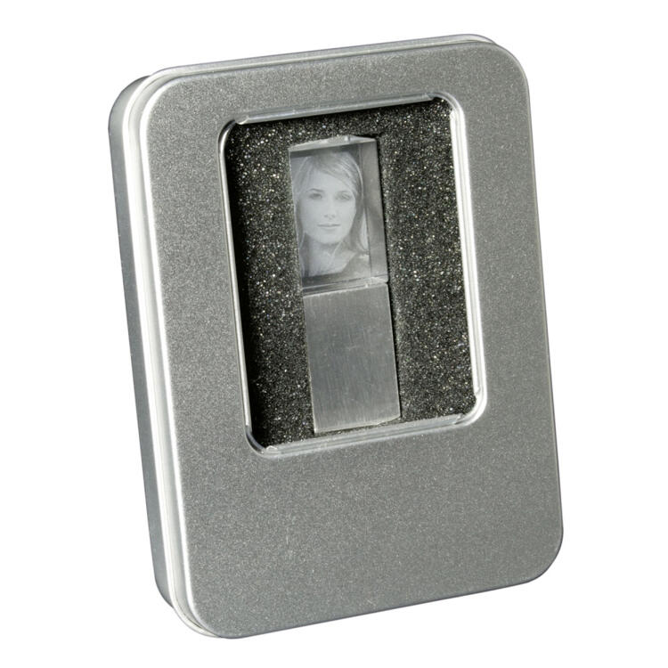 Contento Usb Stick Glasfoto Mit Laserinnengravur In 3d Letzshop